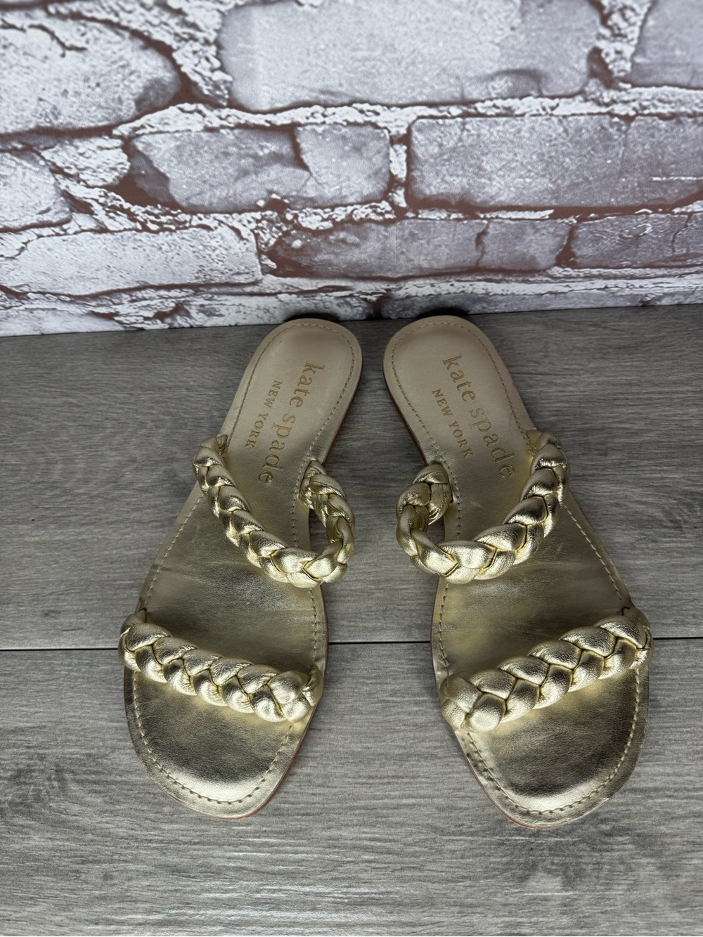 Kate Spade Miami Gold Metallic Leather Braided Strap Slides Sandals women sz 9B